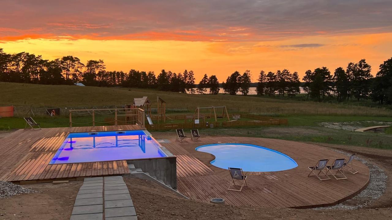 Hotel Wioska Wakacyjna Glamila Sterławki Wielkie Exteriér fotografie